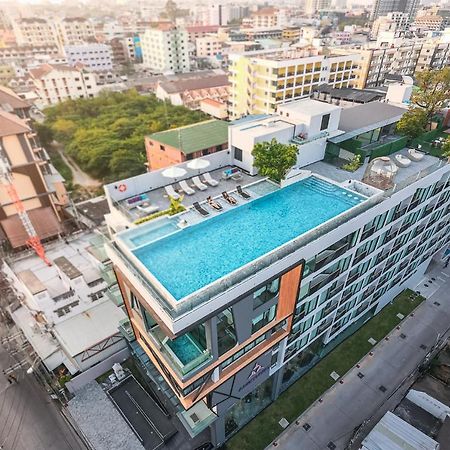 Amethyst Hotel Pattaya Bagian luar foto