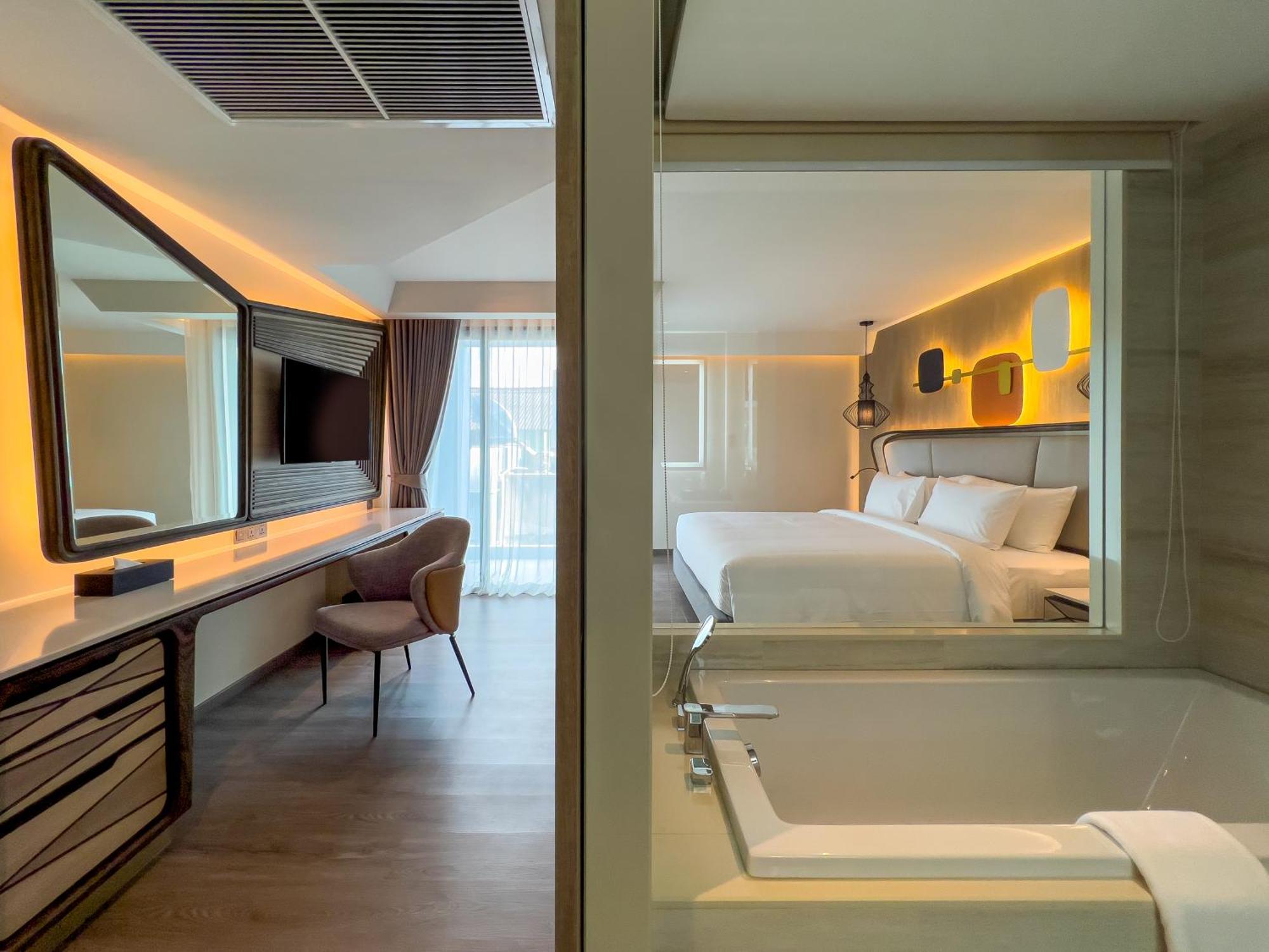 Amethyst Hotel Pattaya Bagian luar foto