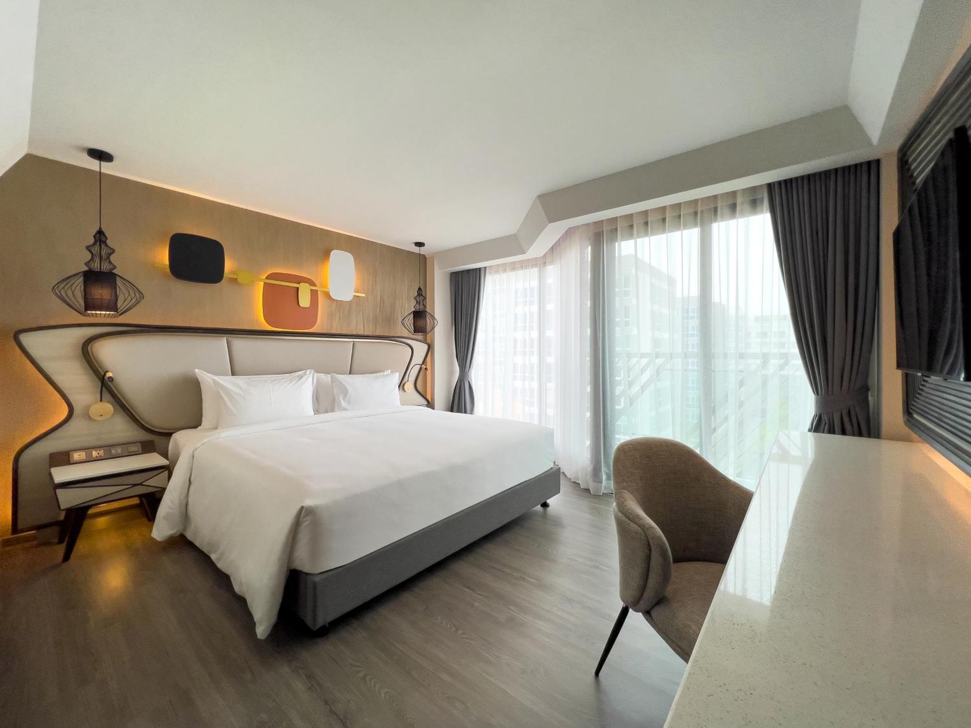 Amethyst Hotel Pattaya Bagian luar foto
