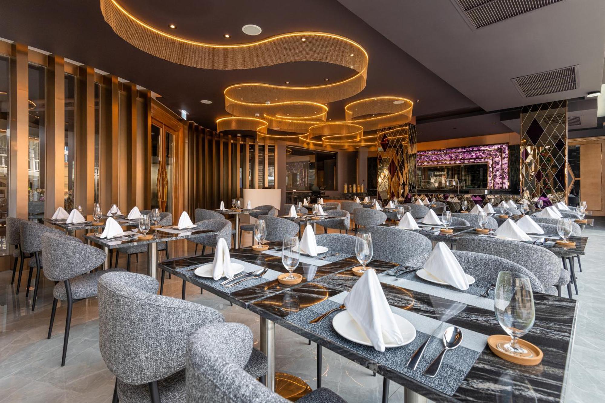 Amethyst Hotel Pattaya Bagian luar foto