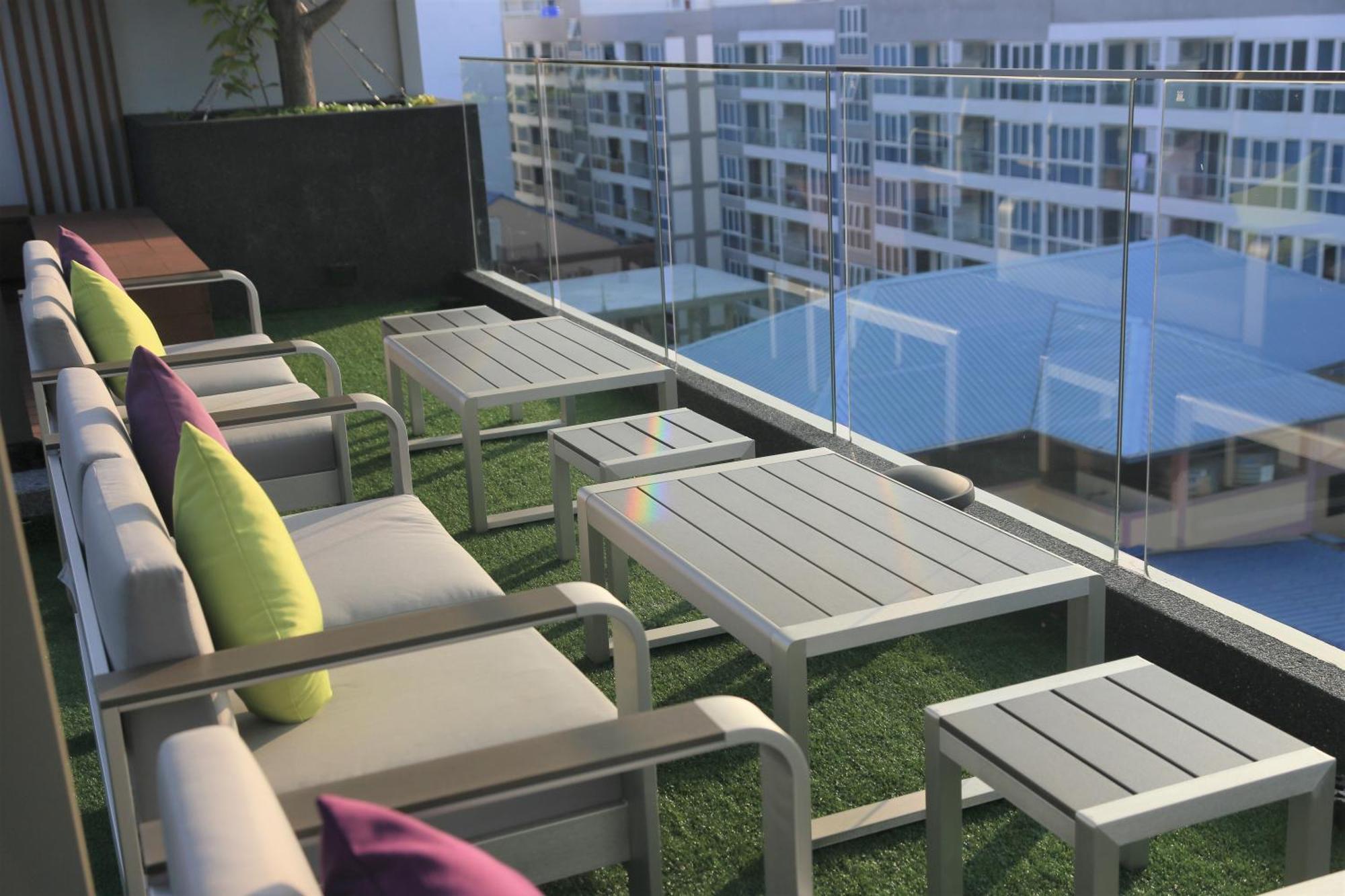 Amethyst Hotel Pattaya Bagian luar foto