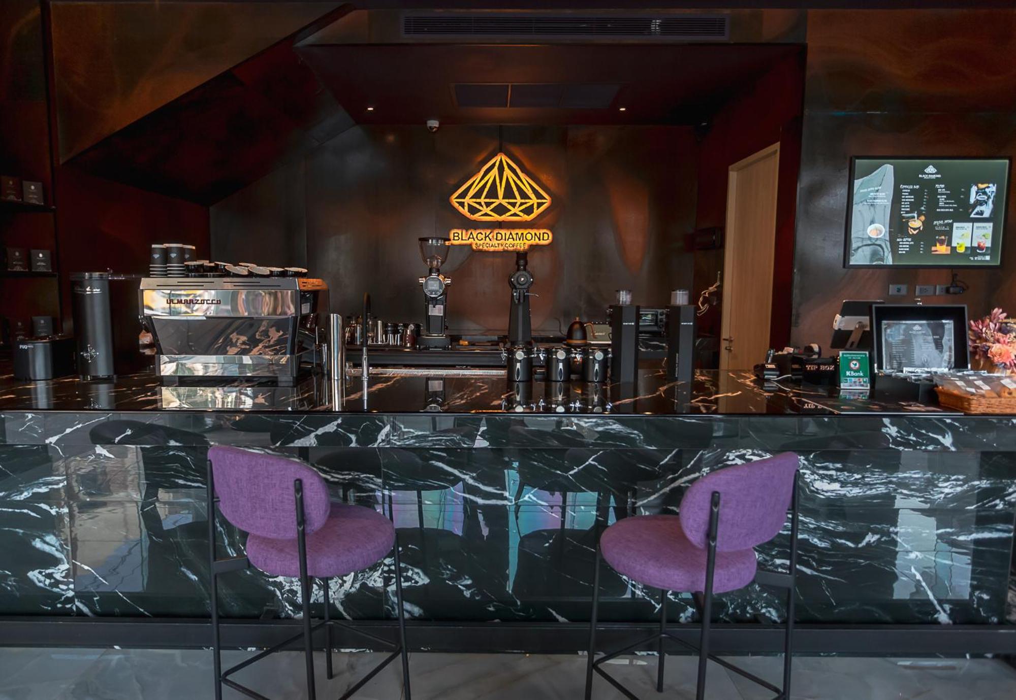 Amethyst Hotel Pattaya Bagian luar foto