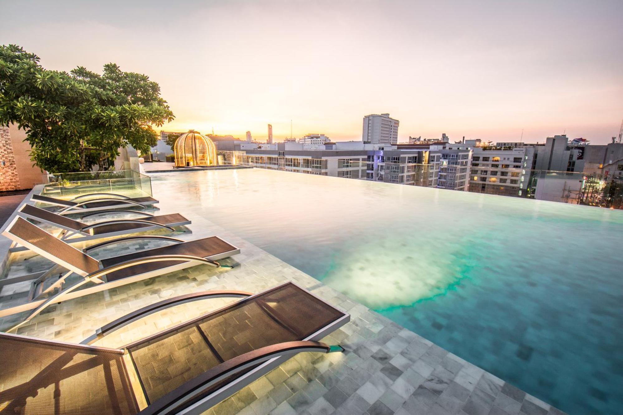 Amethyst Hotel Pattaya Bagian luar foto